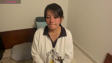 Snapshot of nuit_rose chatting on January 2025 01:32:01 AM nuit_rose online show from January 2025 01:32:01 AM