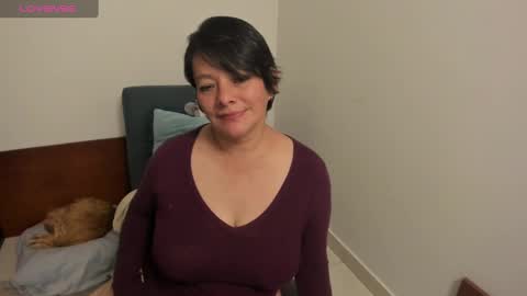 Snapshot of nuit_rose chatting on January 2025 04:54:01 AM nuit_rose online show from January 2025 04:54:01 AM