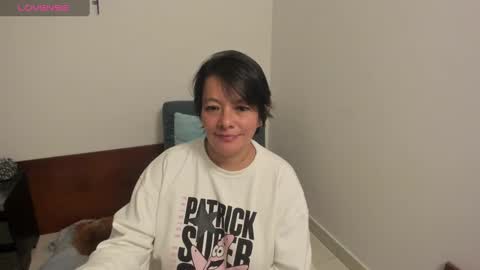 Snapshot of nuit_rose chatting on January 2025 02:39:01 AM nuit_rose online show from January 2025 02:39:01 AM