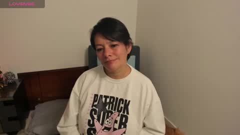 Snapshot of nuit_rose chatting on February 2025 01:49:02 AM nuit_rose online show from February 2025 01:49:02 AM