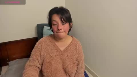 Snapshot of nuit_rose chatting on February 2025 11:13:02 PM nuit_rose online show from February 2025 11:13:02 PM