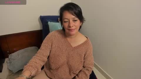 Snapshot of nuit_rose chatting on March 2025 05:12:01 AM nuit_rose online show from March 2025 05:12:01 AM