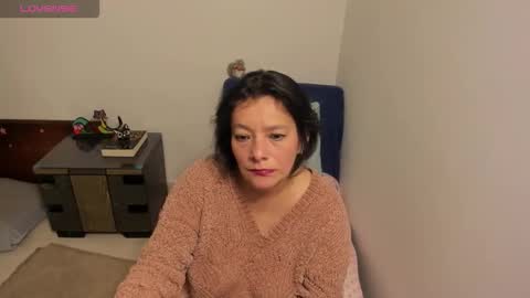 Snapshot of nuit_rose chatting on September 2025 02:22:02 AM nuit_rose online show from September 2025 02:22:02 AM