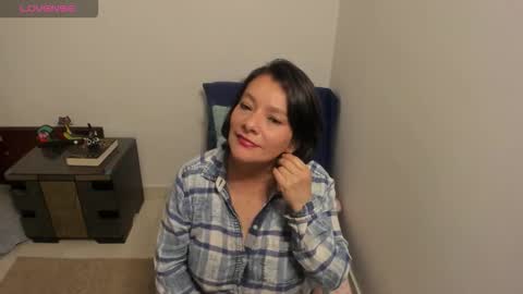 Snapshot of nuit_rose chatting on October 2025 02:12:02 AM nuit_rose online show from October 2025 02:12:02 AM