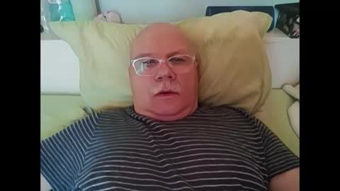 Snapshot of nukiss chatting on September 2025 12:18:01 PM nukiss online show from September 2025 12:18:01 PM