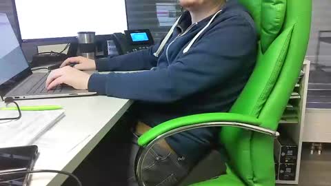 Snapshot of numlove chatting on February 2025 10:53:01 AM Slave for Mistress and Master online show from February 2025 10:53:01 AM