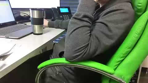 Snapshot of numlove chatting on March 2025 10:22:02 AM Slave for Mistress and Master online show from March 2025 10:22:02 AM