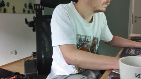 Snapshot of numlove chatting on September 2025 08:38:02 AM Slave for Mistress and Master online show from September 2025 08:38:02 AM