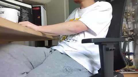 Snapshot of numlove chatting on September 2025 10:20:01 AM Slave for Mistress and Master online show from September 2025 10:20:01 AM