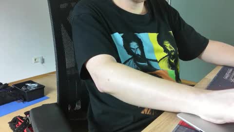 Snapshot of numlove chatting on October 2025 07:19:02 AM Slave for Mistress and Master online show from October 2025 07:19:02 AM