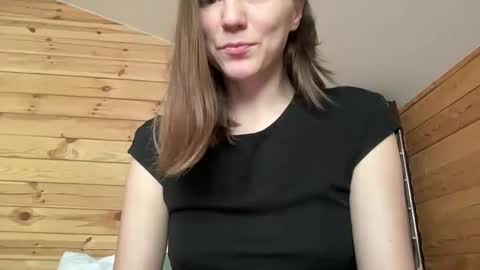 Ema online show from November 2025 06:13:01 AM