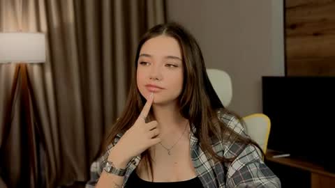 Rachel online show from June 2026 07:31:01 PM