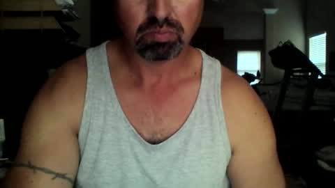 nvrenuff1979 online show from September 2025 11:33:02 AM