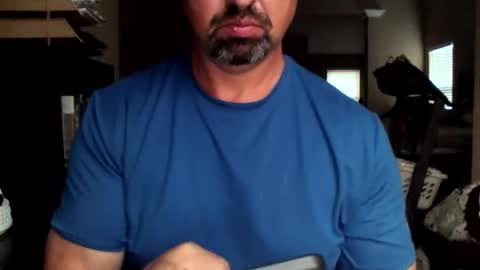 nvrenuff1979 online show from October 2025 11:39:01 AM