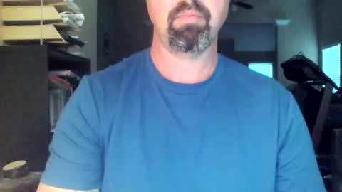 nvrenuff1979 online show from April 2026 11:30:02 AM