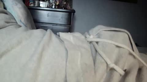 KN online show from November 2025 11:42:02 PM