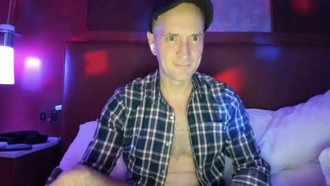 HudsonValleyNYfun online show from October 2025 07:31:02 AM