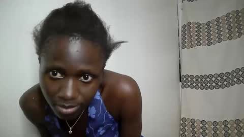 Snapshot of nylamoon1 chatting on May 2026 01:35:01 AM nylamoon1 online show from May 2026 01:35:01 AM