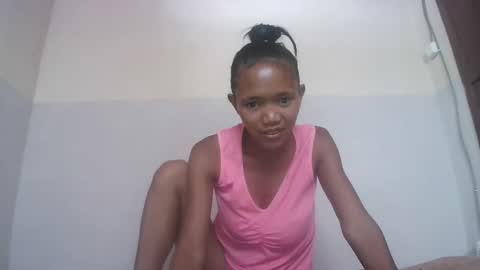 Snapshot of nympholinha chatting on February 2025 01:33:01 PM nympholinha online show from February 2025 01:33:01 PM