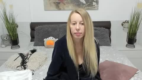 NyokoAnya online show from November 2025 11:03:01 PM