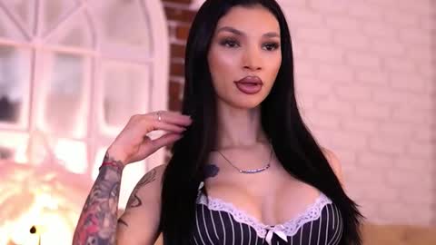 Nyssa online show from March 2026 06:14:02 PM