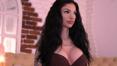 Nyssa online show from March 2026 06:44:02 PM