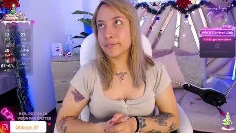 Alex   .    online show from December 2024 04:31:02 AM