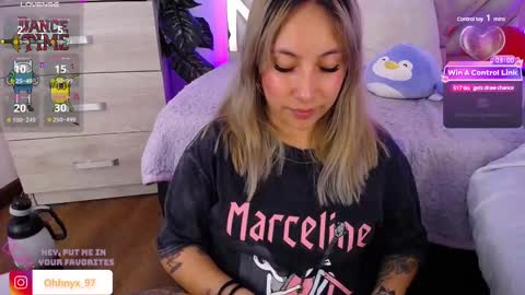 Alex   .    online show from March 2025 01:56:02 AM