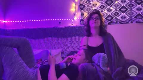 Nyx and Charon online show from January 2026 04:09:02 PM