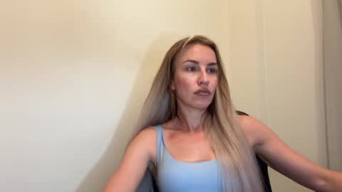 Snapshot of nyxelia_ chatting on June 2026 08:09:02 AM Anastasia online show from June 2026 08:09:02 AM