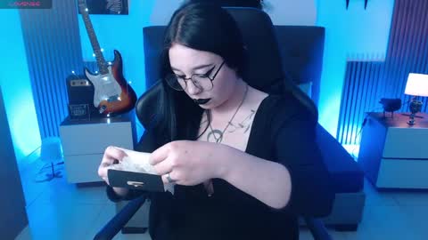 Nyx online show from April 2026 12:05:02 PM