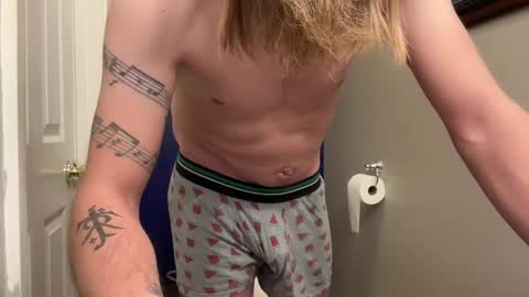 Snapshot of obedientblonde89 chatting on December 2024 12:44:02 AM obedientblonde89 online show from December 2024 12:44:02 AM