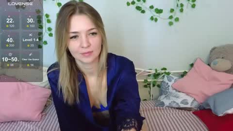 RevivMoons online show from April 2026 12:49:02 AM