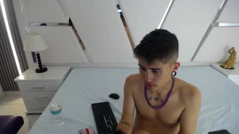 oblivionlove online show from April 2026 09:50:01 PM