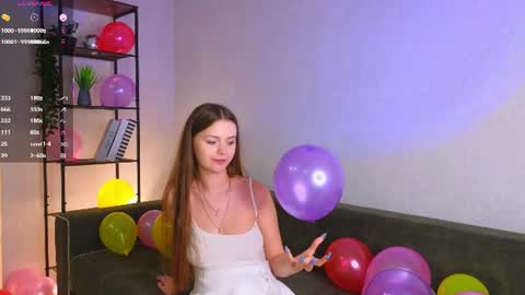 Snapshot of obsidianvelour chatting on July 2026 10:49:02 PM Bella online show from July 2026 10:49:02 PM