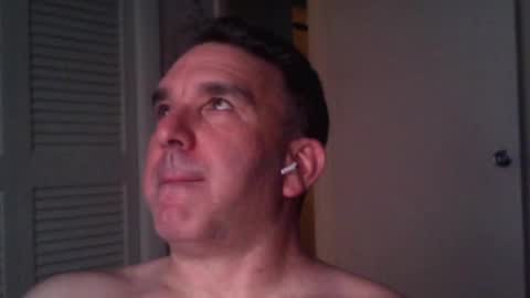 Snapshot of oceanmanx chatting on June 2026 02:58:01 AM Ocean online show from June 2026 02:58:01 AM