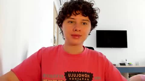 Evie online show from February 2026 05:48:02 AM