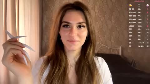 Mia online show from September 2025 08:08:01 AM