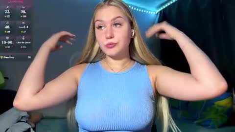 Snapshot of odelindafaro chatting on June 2026 02:32:01 PM Lili online show from June 2026 02:32:01 PM
