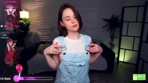 Snapshot of odellabowman chatting on February 2025 07:17:01 AM Night Odella Bowman Julia online show from February 2025 07:17:01 AM