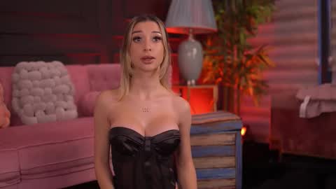 Odette online show from November 2025 06:02:02 AM