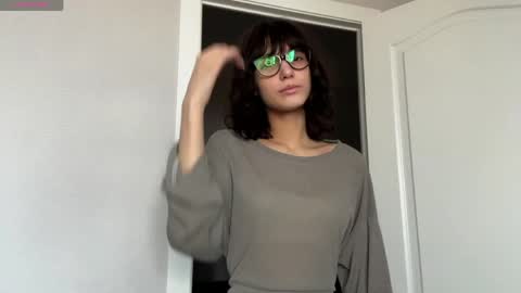 Thea online show from June 2026 04:29:02 AM