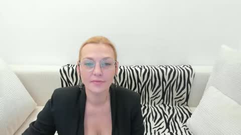 oeigesmik online show from April 2026 09:26:01 AM