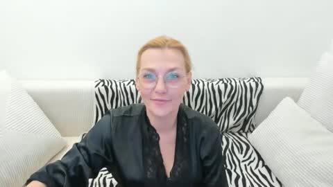 oeigesmik online show from April 2026 08:57:02 AM