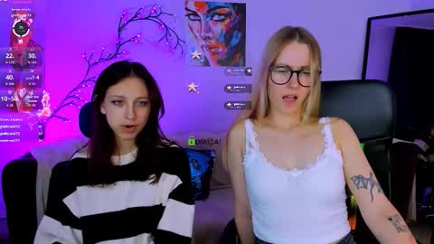 Snapshot of ofelia_peachy chatting on September 2025 02:45:01 AM Ofelia online show from September 2025 02:45:01 AM
