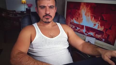 Snapshot of officeman7 chatting on December 2024 05:11:02 PM officeman7 online show from December 2024 05:11:02 PM