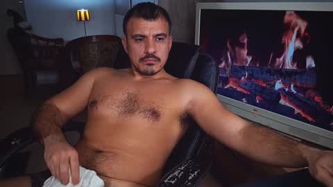 Snapshot of officeman7 chatting on December 2024 09:06:01 PM officeman7 online show from December 2024 09:06:01 PM