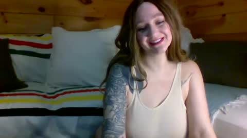 Snapshot of officialblueluna chatting on March 2025 03:43:02 AM Luna online show from March 2025 03:43:02 AM