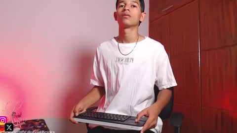 Dominic online show from September 2025 09:26:02 PM