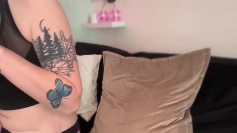 Tams online show from April 2026 06:52:01 PM